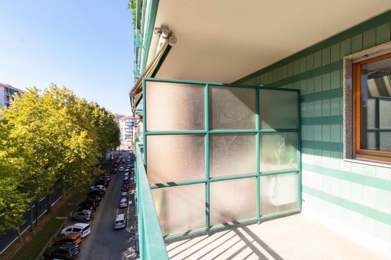 Cozy&Spacious Apt 2 Min Walk From The Tram Stop! Apartment Turin Exterior photo